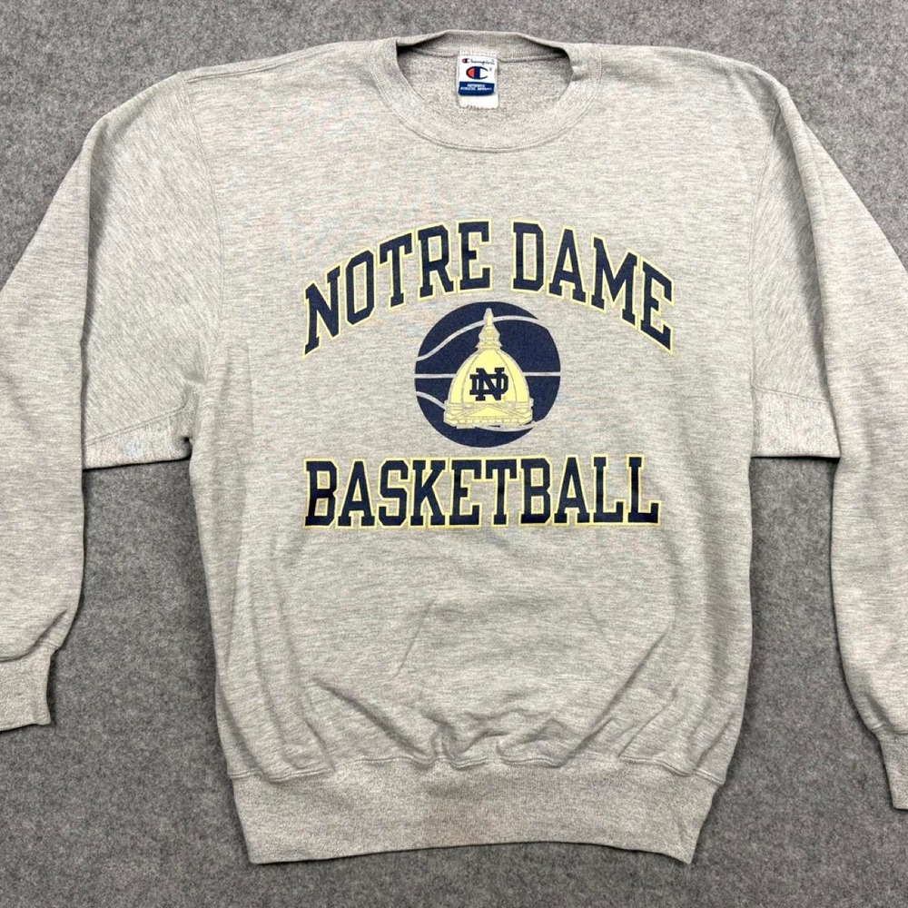 Mens vintage Notre Dame Basketball Sweatshirt size XL